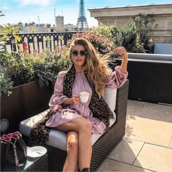 MISA Los Angeles Romi Dress Off the Shoulder Mauve
Size M - Picture 5 of 15